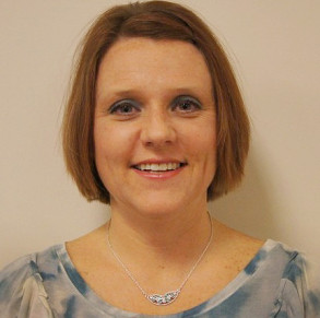 Denise Barrow Head Shot